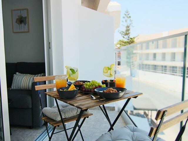 фотографии отеля Phaedrus Living: Seaside Luxury Flat Athina 113 изображение №11