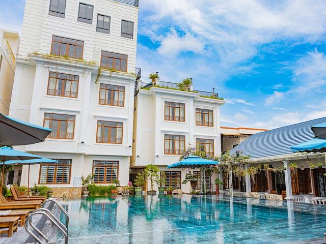 фото отеля The Landing Resort Phu Quoc изображение №1