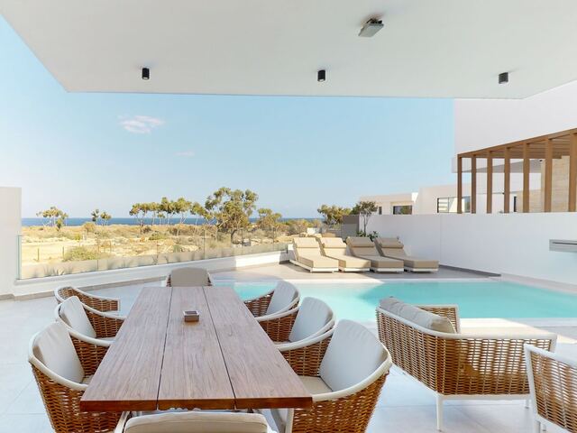 фото отеля Sanders Konnos Bay Polymnia - Stunning 4-Bdr Villa With Sea View изображение №17