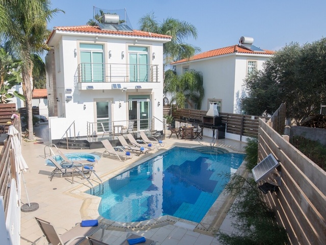 фотографии отеля Naomi, Beautiful 4Bdr Central Protaras Villa With Private Pool изображение №15
