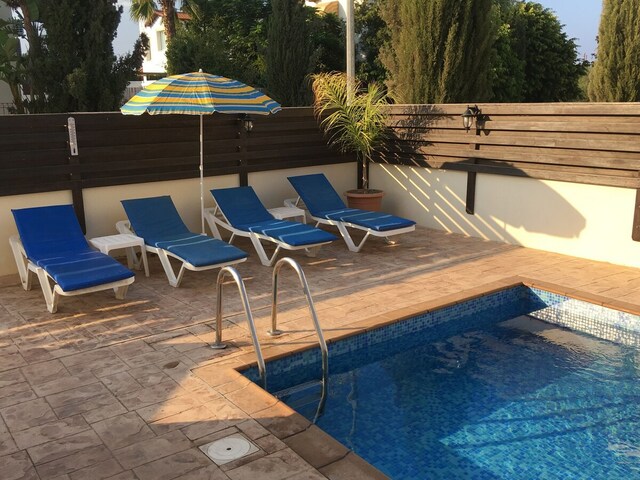 фотографии отеля Luxury Villa - Private Pool And Wifi Perfect Location For A Holiday изображение №15