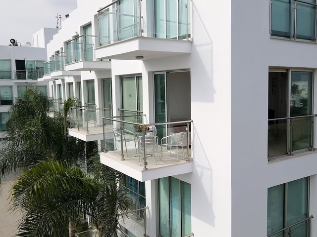 фото отеля Coralli Spa Beachfront Apartment With Breathtaking Sea Views изображение №5