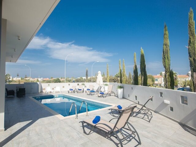 фото отеля Prpo490a, Stunning 5Bdr Protaras Villa With Pool, Close To The Beach изображение №17
