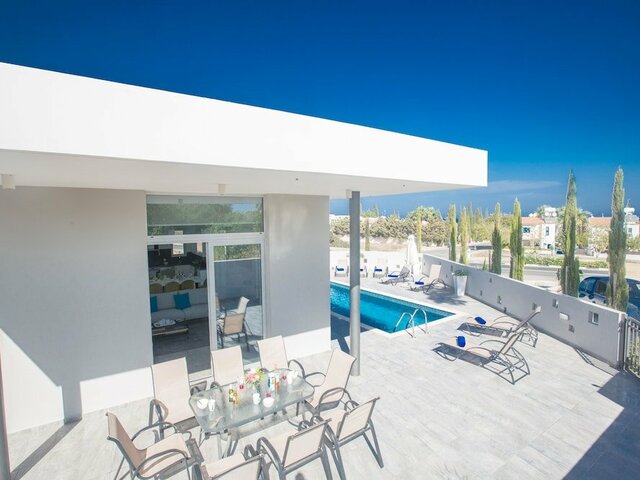 фотографии отеля Prpo490a, Stunning 5Bdr Protaras Villa With Pool, Close To The Beach изображение №7