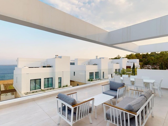 фото отеля Sanders Konnos Bay Erato - Beautiful 4-Bdr Villa With Side Sea View изображение №9