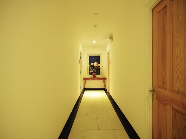 фото отеля Cavilla Hotel & Apartment изображение №37
