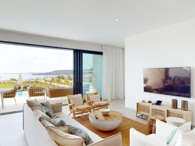 фотографии Sanders Konnos Bay Nefeli - Fabulous 5-Bedroom Villa On the Beach Front изображение №16