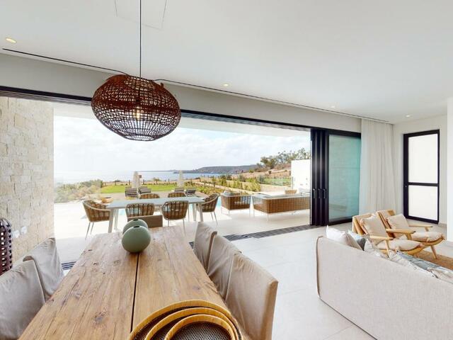 фотографии Sanders Konnos Bay Nefeli - Fabulous 5-Bedroom Villa On the Beach Front изображение №8
