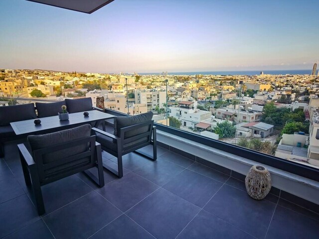 фото отеля Brand NEW 2-Bed Apartment In Agios Athanasios изображение №17