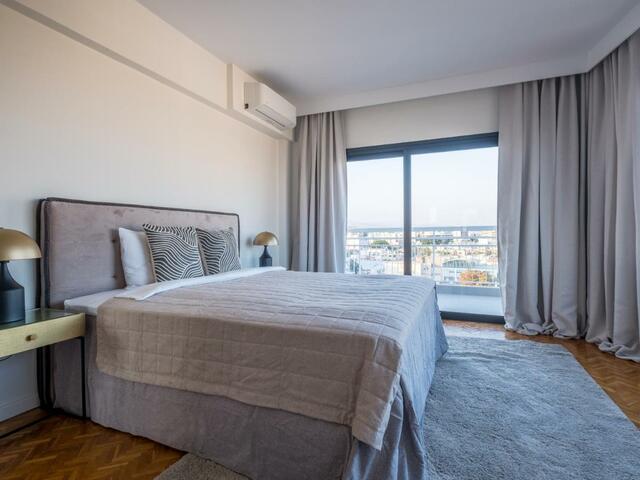 фото Sanders Coral Court Penthouse - Cute 3-Bedroom Apartment With Balcony изображение №14