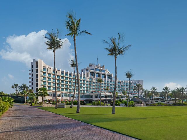 фото отеля JA Beach (ex. Jebel Ali Hotel) изображение №1