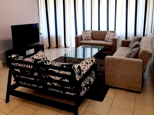 фотографии Lovely 4-bed Apartment In Nicosia Center изображение №8