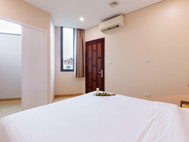 фото отеля HB Serviced Apartment - 12 Tran Quy Kien изображение №13