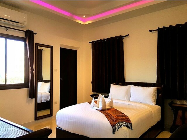фотографии Hideland Luxury Villa Pattaya Walking Street 5 Bedrooms Private Pool изображение №28