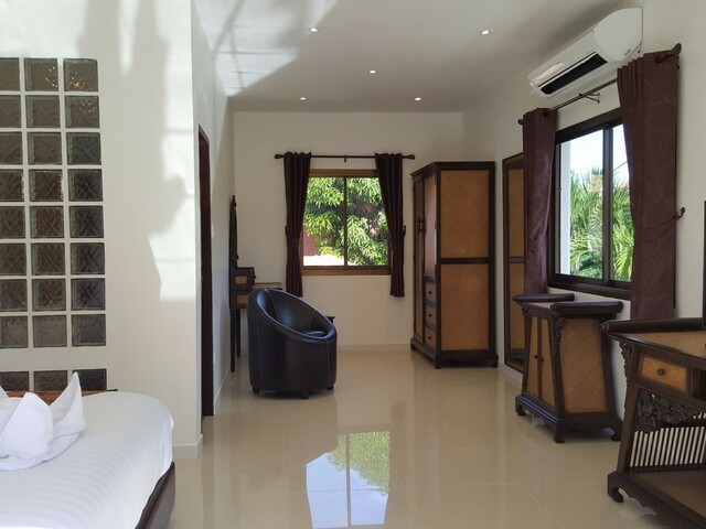 фотографии Hideland Luxury Villa Pattaya Walking Street 5 Bedrooms Private Pool изображение №24
