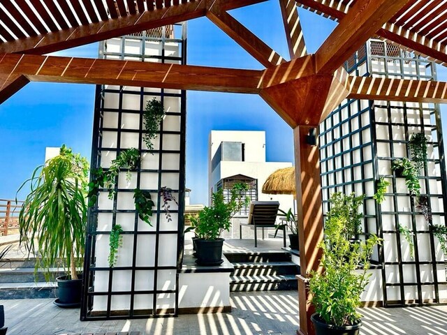 фотографии отеля Brand New Modern Bali Themed Resort - 3 Bed изображение №3