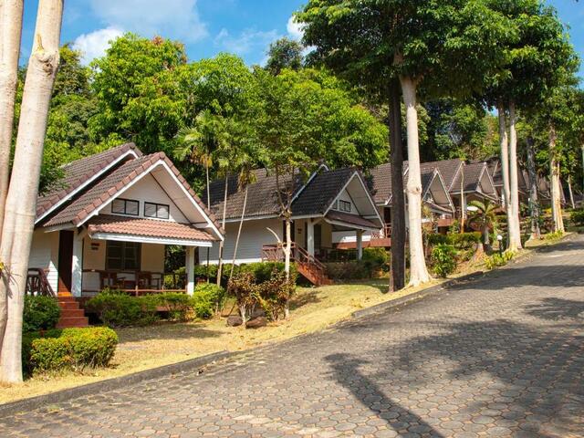 фотографии отеля Lanta​ Village​ Resort изображение №19