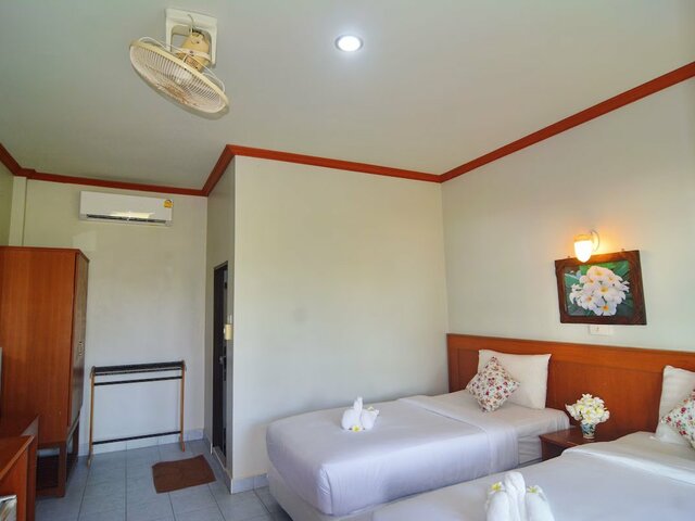 фото отеля Klong Dao Beach Resort изображение №9