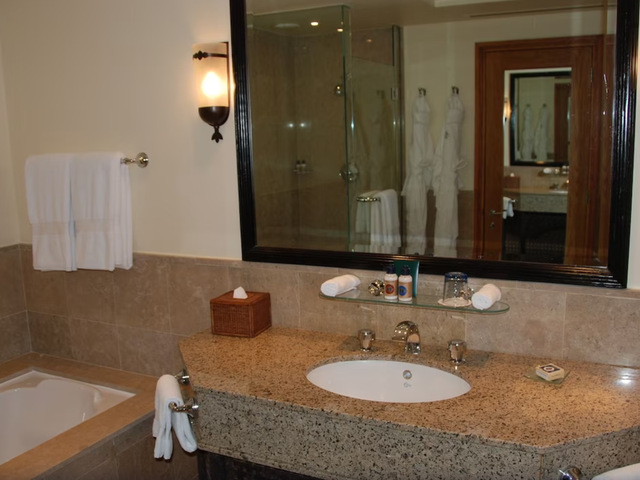 фото Privately Owned Luxury Villa In Four Seasons Resort изображение №14