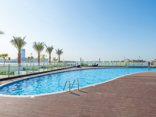 фото Ultra Luxury Palm - Mina Azizi Beachfront - Private Beach and Pool изображение №42