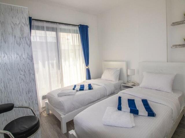 фотографии Stylish 2-bed Apartment In The New Imperial Resort изображение №8