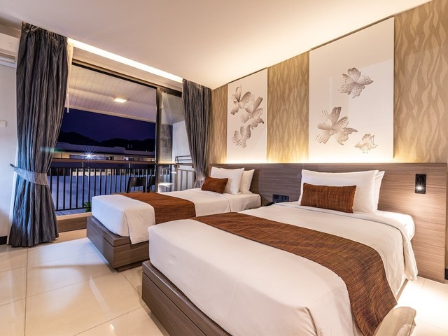 фото отеля Citrus Patong By Compass Hospitality (ex. Aspira Prime Patong; Eastin Easy Patong) изображение №13