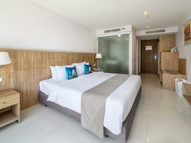 фото отеля Andaman Beach Suites изображение №21