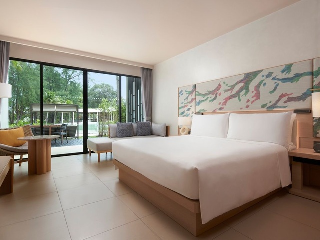 фото отеля Le Meridien Phuket Mai Khao Beach Resort (ex. Holiday Inn Resort Phuket Mai Khao Beach) изображение №21