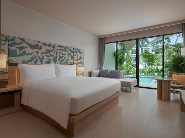 фотографии Le Meridien Phuket Mai Khao Beach Resort (ex. Holiday Inn Resort Phuket Mai Khao Beach) изображение №16