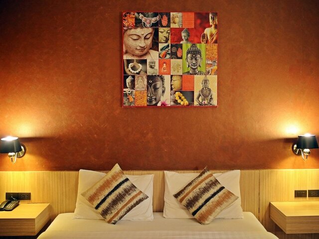 фото отеля OYO 103 Euro Grande (ex. Bobsons Suites Bangkok; The Euro Grande Hotel) изображение №21