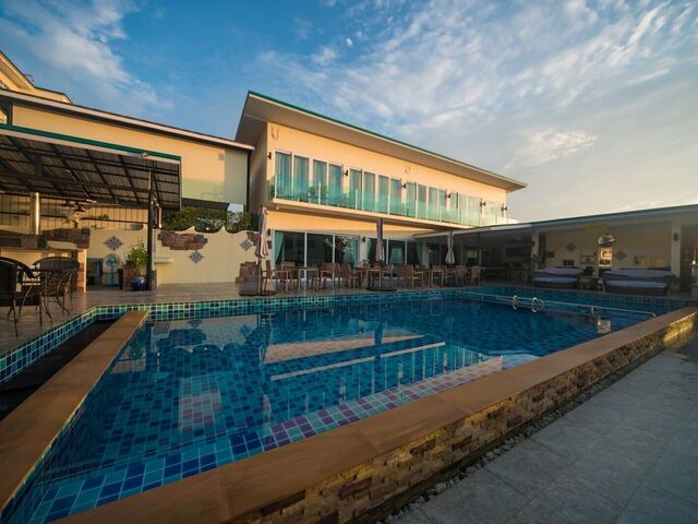 фото отеля Elysian Koh Chang Bungalows And Pool Villa изображение №1