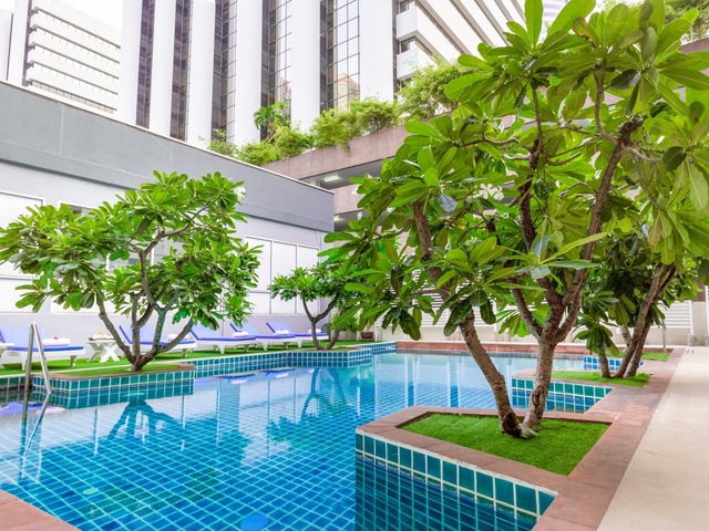 фото отеля FuramaXclusive Sathorn (ex. Unico Grande Sathorn) изображение №1