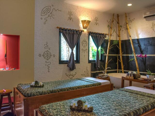 фото Mangsit Suites By Holiday Resort Lombok изображение №6