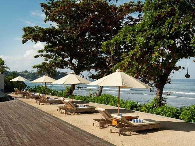 фотографии отеля Mangsit Suites By Holiday Resort Lombok изображение №7