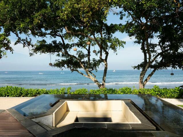 фотографии Mangsit Suites By Holiday Resort Lombok изображение №4