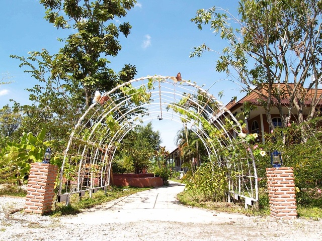 фотографии Cowboy Farm Resort Pattaya (ex. Surangkana Garden Home Resort) изображение №12