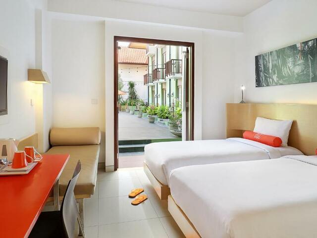фото отеля HARRIS Hotel Kuta Tuban Bali изображение №5