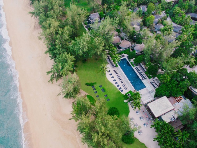 фото отеля Renaissance Pattaya Resort & Spa изображение №1