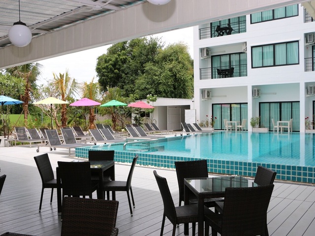 фотографии отеля Reddoorz I-Talay Resort изображение №7