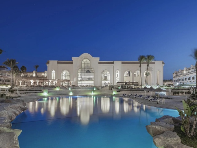 фотографии Pyramisa Beach Resort Sahl Hasheesh (ex. Otium Pyramisa Beach Resort; Pyramisa Sahl Hasheesh) изображение №16