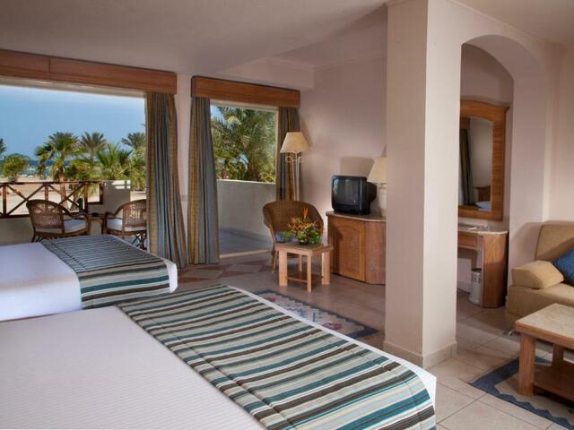 фото отеля Coral Beach (ex. Coral Beach Rotana Resort) изображение №25