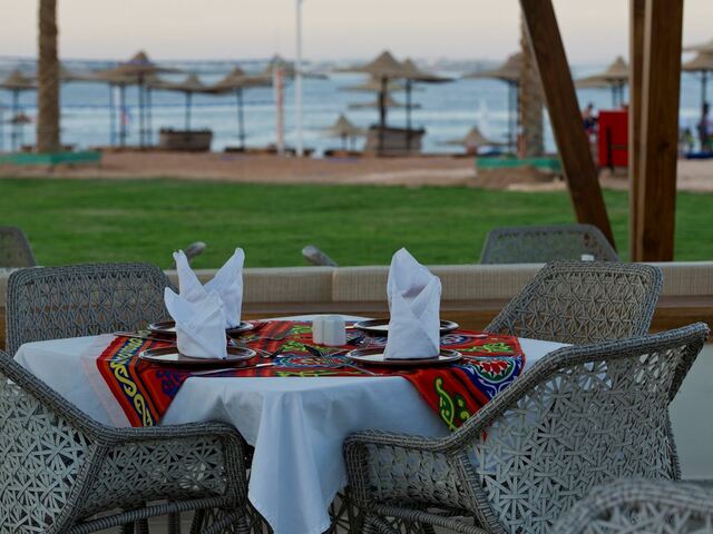 фото Amphoras Beach (ex. Shores Amphoras Resort; Otium Hotel Amphoras Sharm) изображение №2