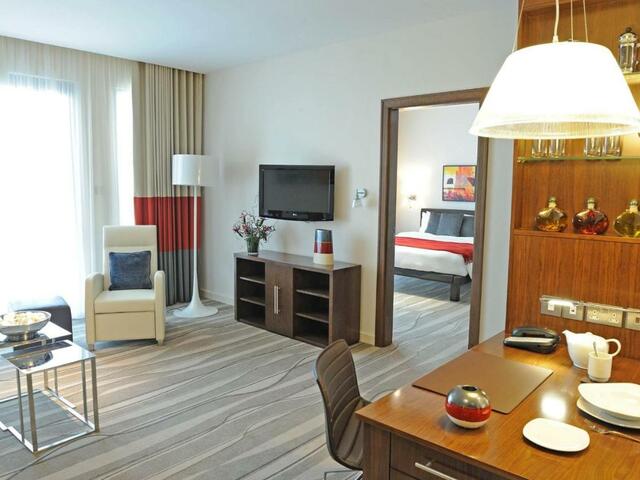 фото отеля Staybridge Suites Abu Dhabi Yas Island, an IHG Hotel изображение №33