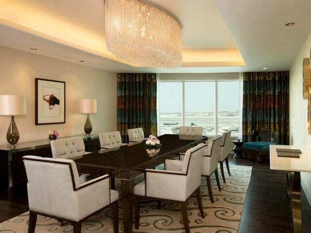 фото отеля Millennium Al Rawdah (ex. Millennium Capital Gate; Hilton Capital Grand) изображение №5
