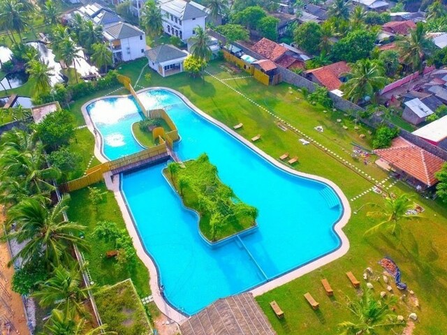 фото отеля Amaluna Resorts изображение №1