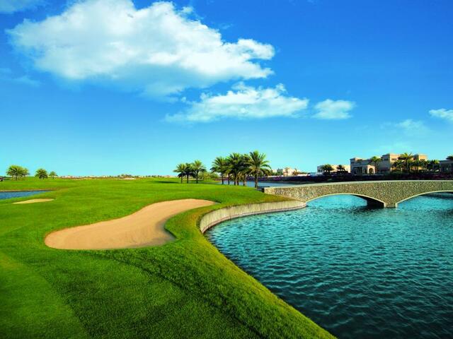 фотографии отеля Arabian Ranches Golf Club изображение №3