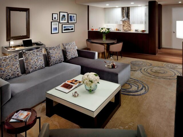 фото отеля Marriott Executive Apartments Downtown Abu Dhabi изображение №9