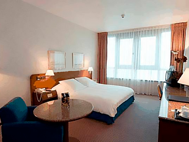 фото отеля Corniche Hotel Apartments (ex. Hilton Corniche Residence) изображение №5