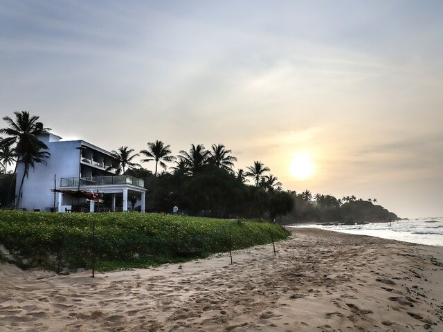 фото отеля Naomi Beach Resort изображение №17