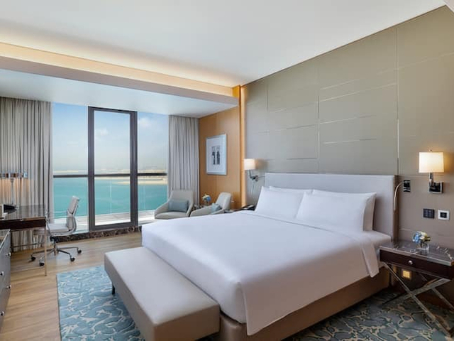 фото Hilton Dubai Palm Jumeirah изображение №2